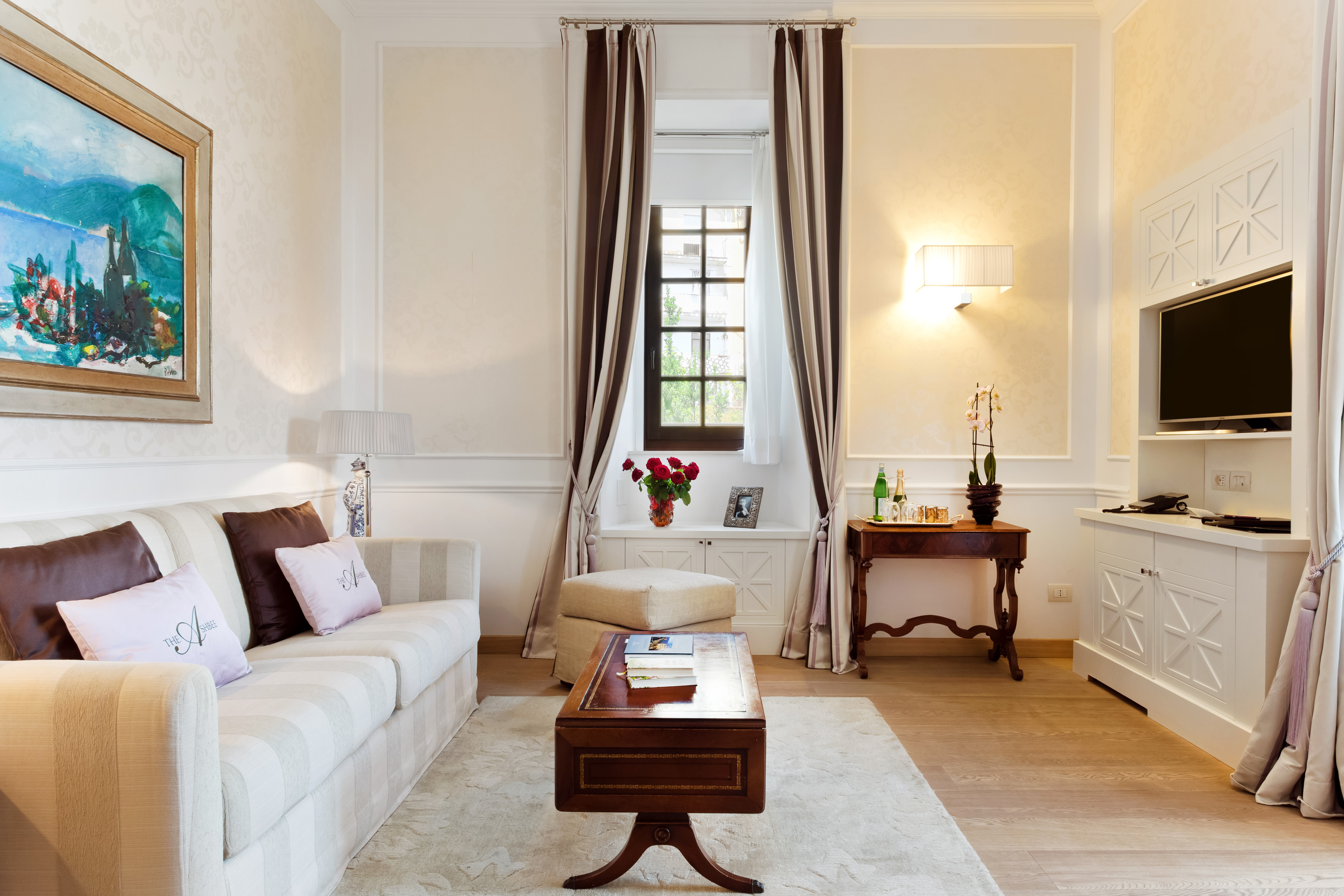 Ashbee, Suite