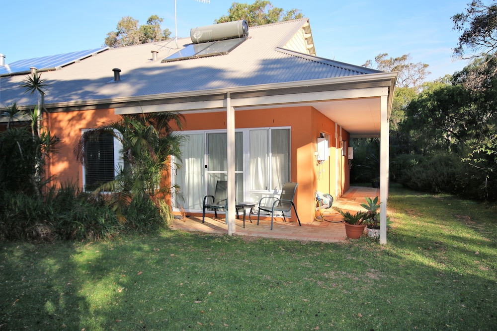 MARGARET RIVER BED AND BREAKFAST 1/48