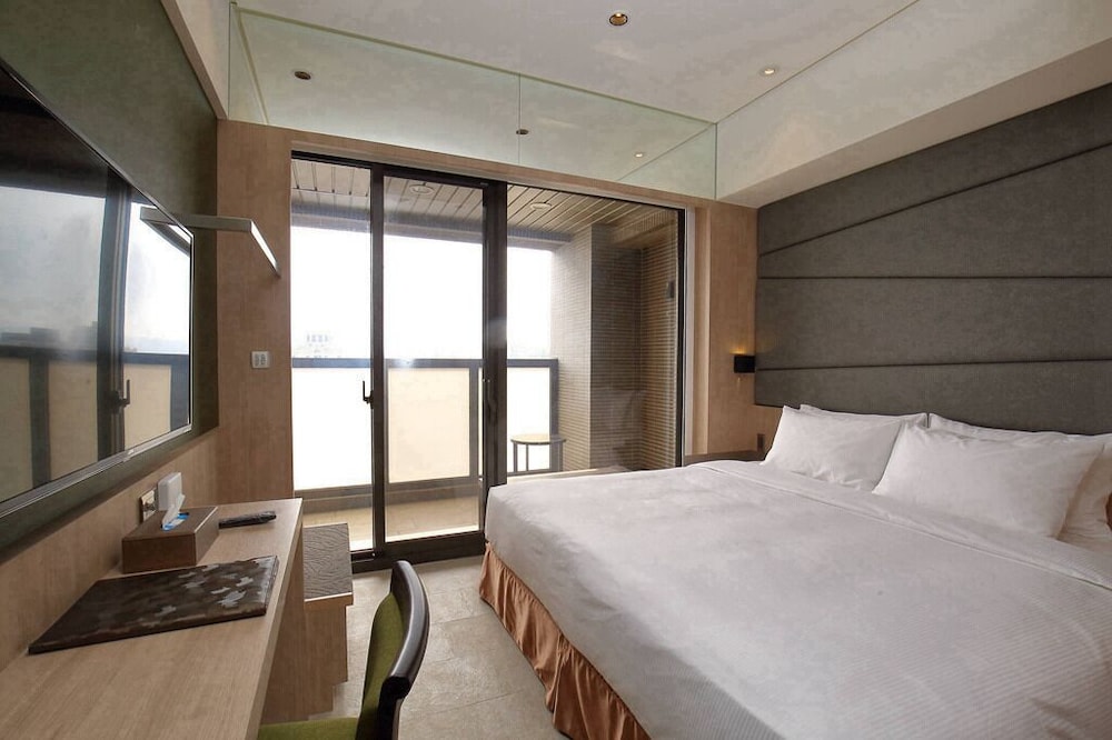 Kloud Hotel 25/63