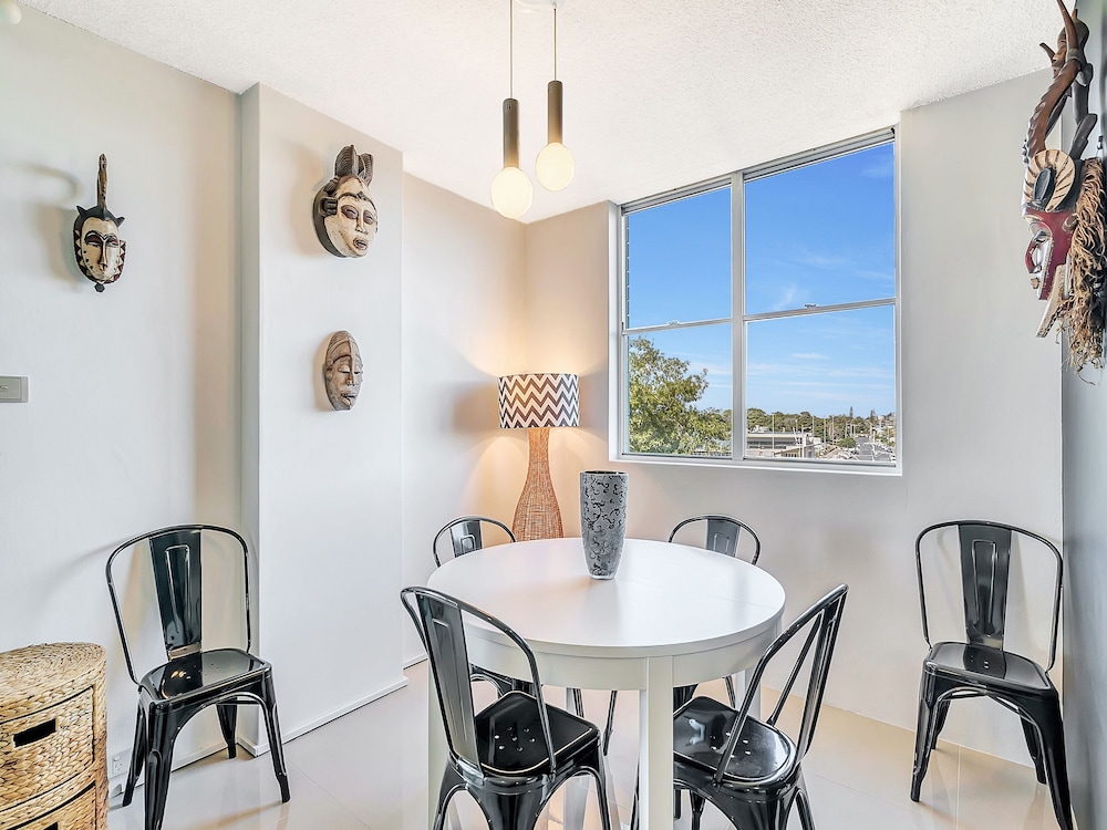 Tradewinds Apartments 24/50