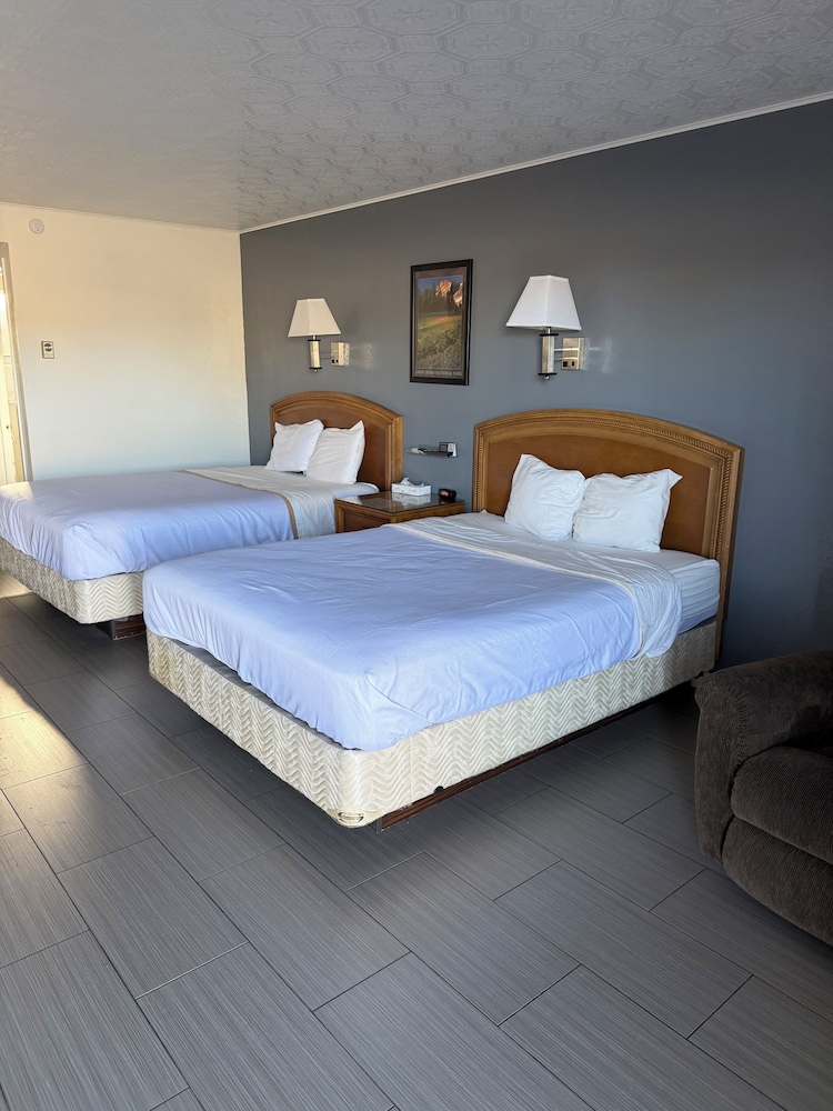 Bristlecone Motel 26/50