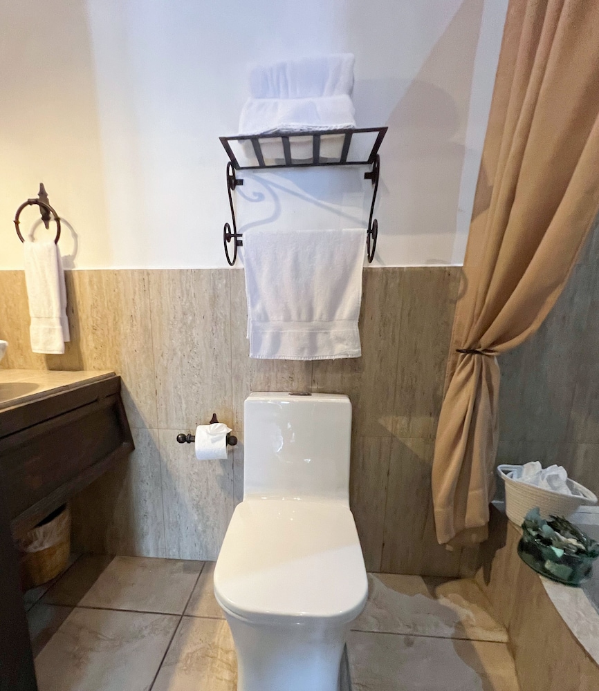 Ciel Luxe Hotels Antigua Guatemala 68/71
