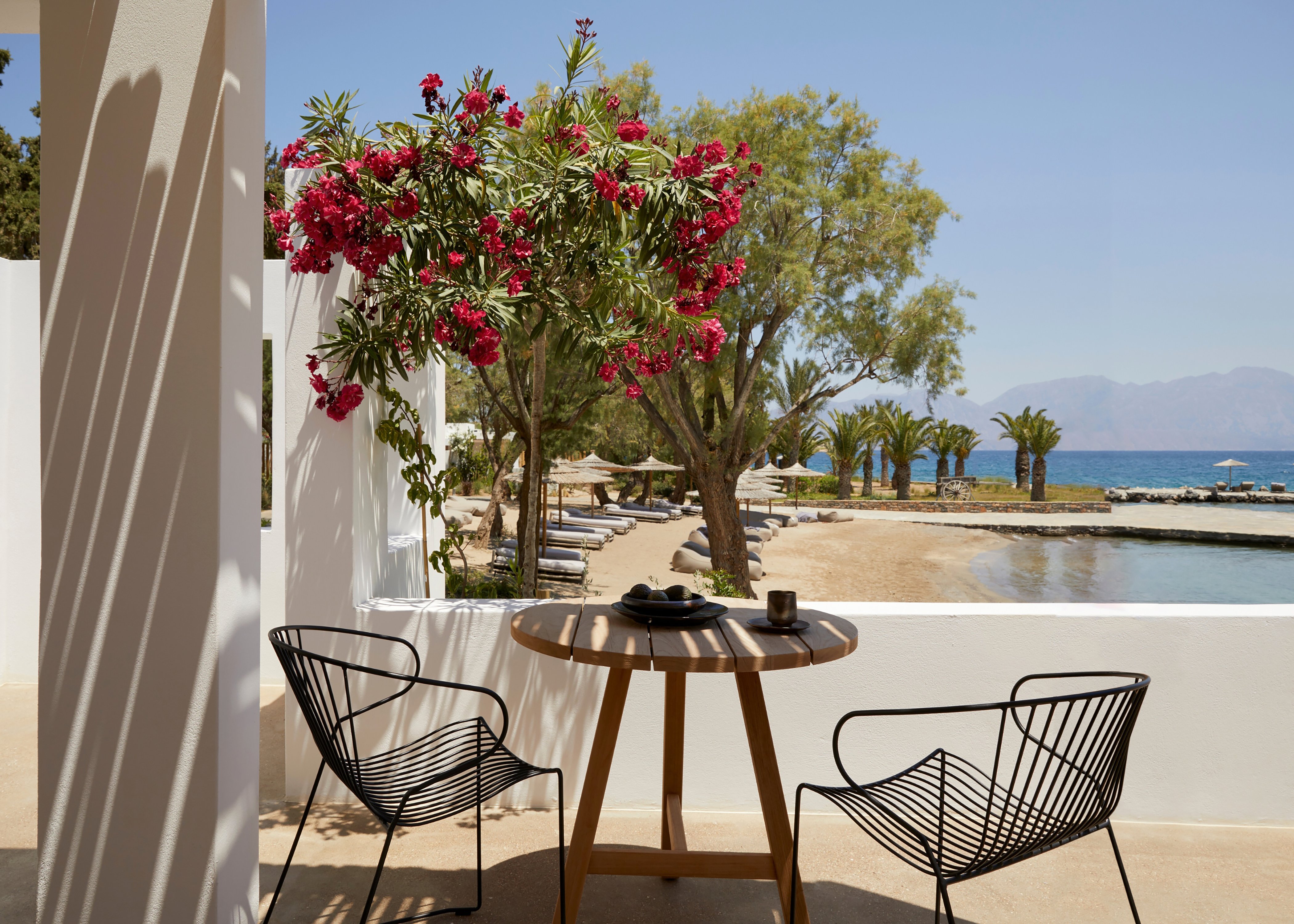 Minos Beach Art Hotel 36/63