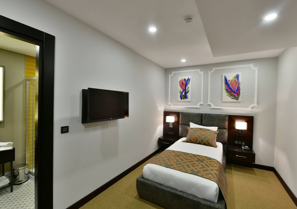 G-Han Hotel 17/50