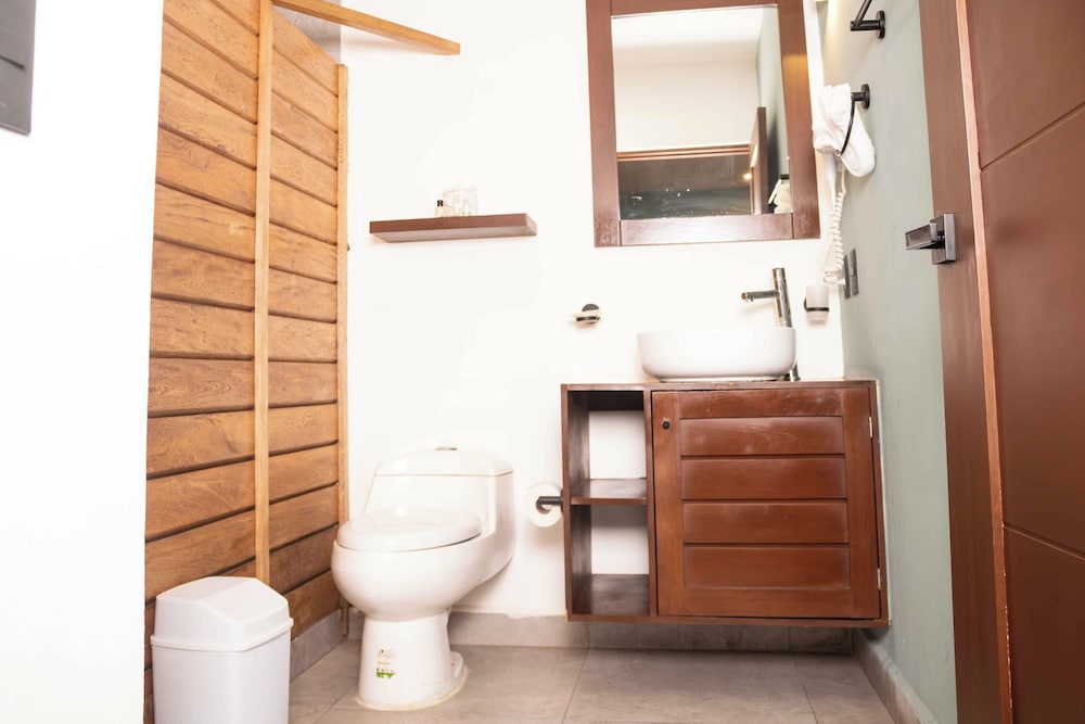 Mura Hotel Boutique 56/62