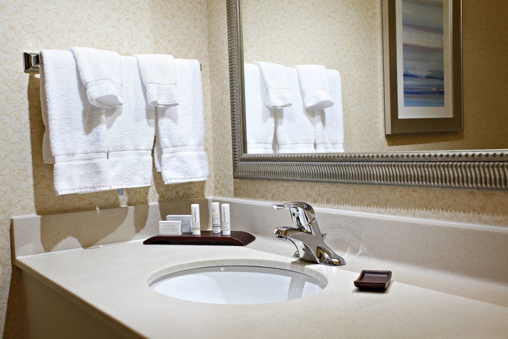 Fairfield Inn And Suites Sudbury 15/36