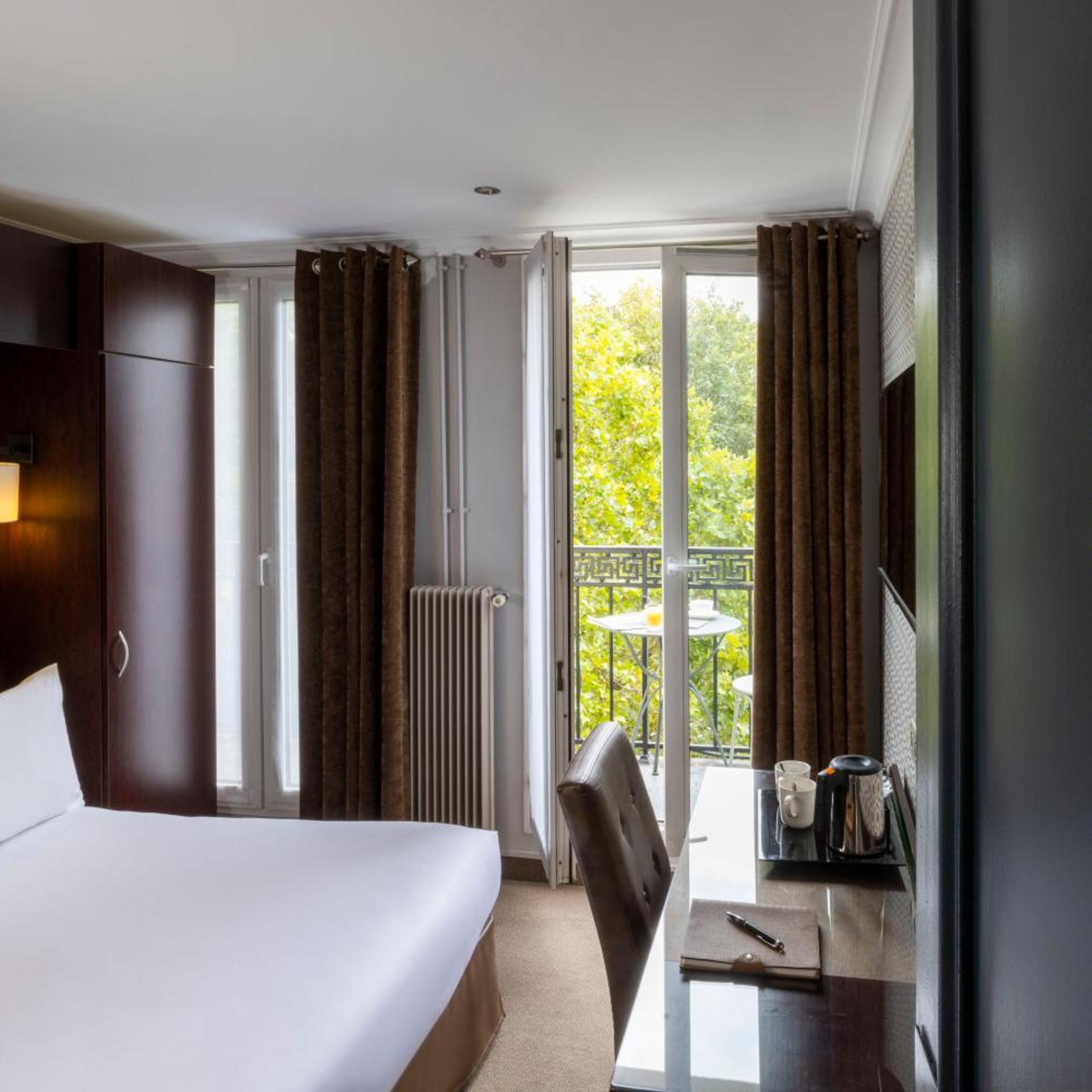 Room, Double Bed, Balcony