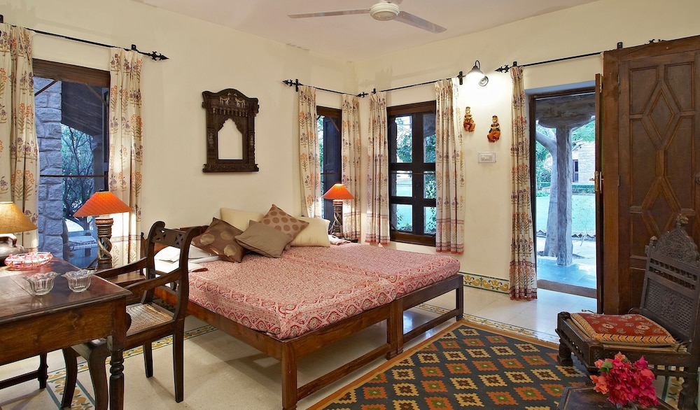 THE MANAVAR RESORT AND CAMP 9/50