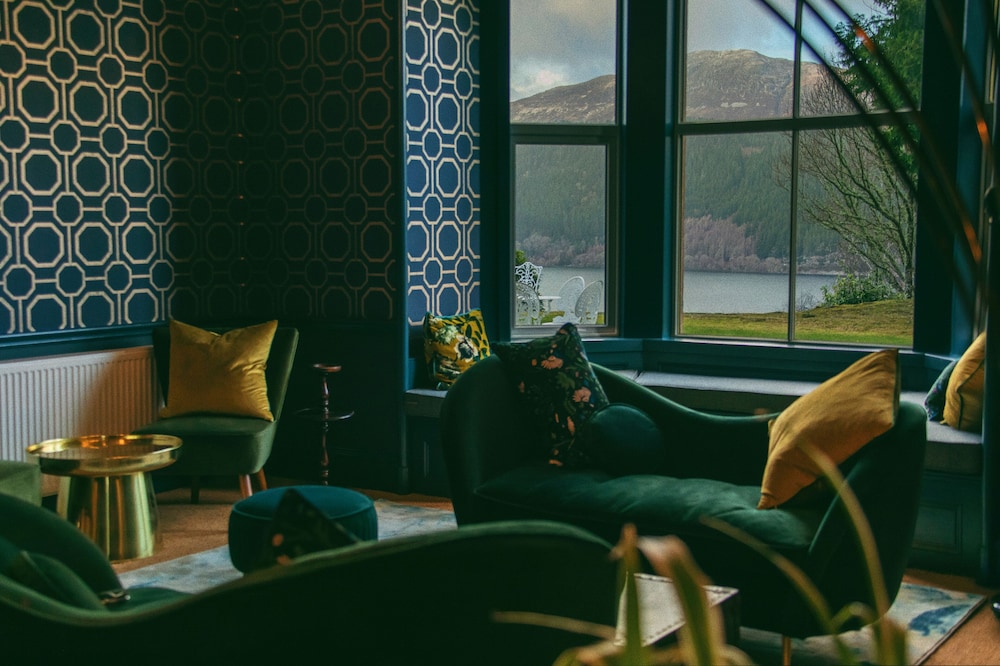 The Apartment at Foyers Lodge [VR] 24/50