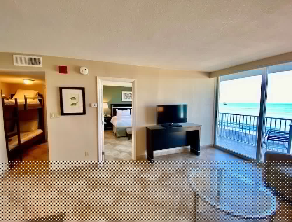 Radisson Suite Hotel Oceanfront 6/64