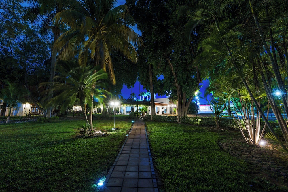 InHouse Select Hacienda Tres Rios 62/70