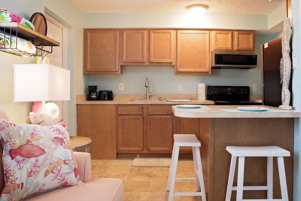 Coco Sands Beachside Cottages 41/63