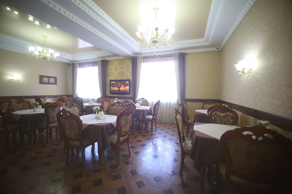 Grand Hotel 51/63