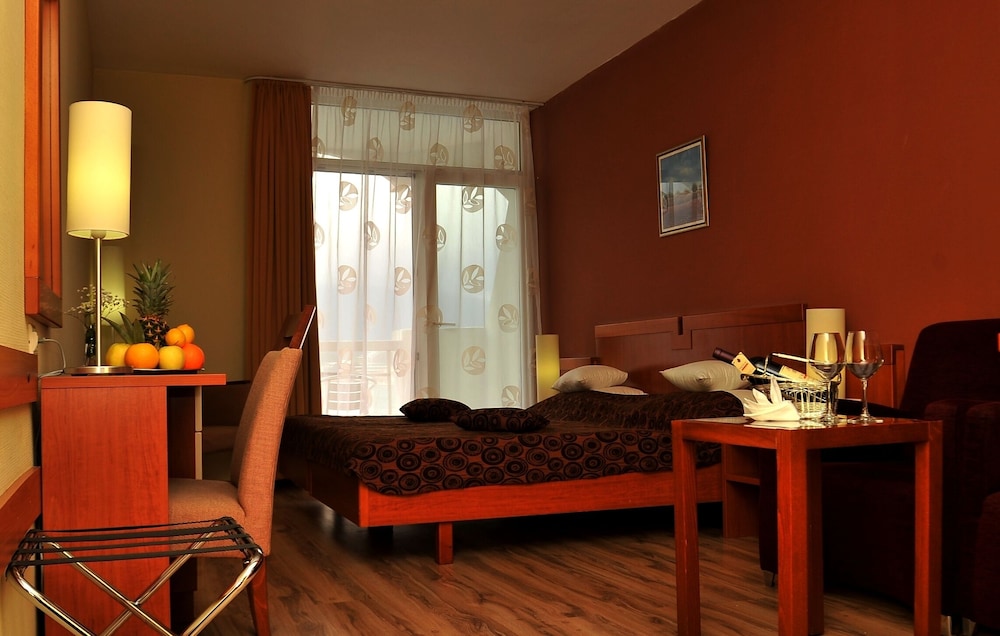 Hunguest Hotel Sun Resort 20/67