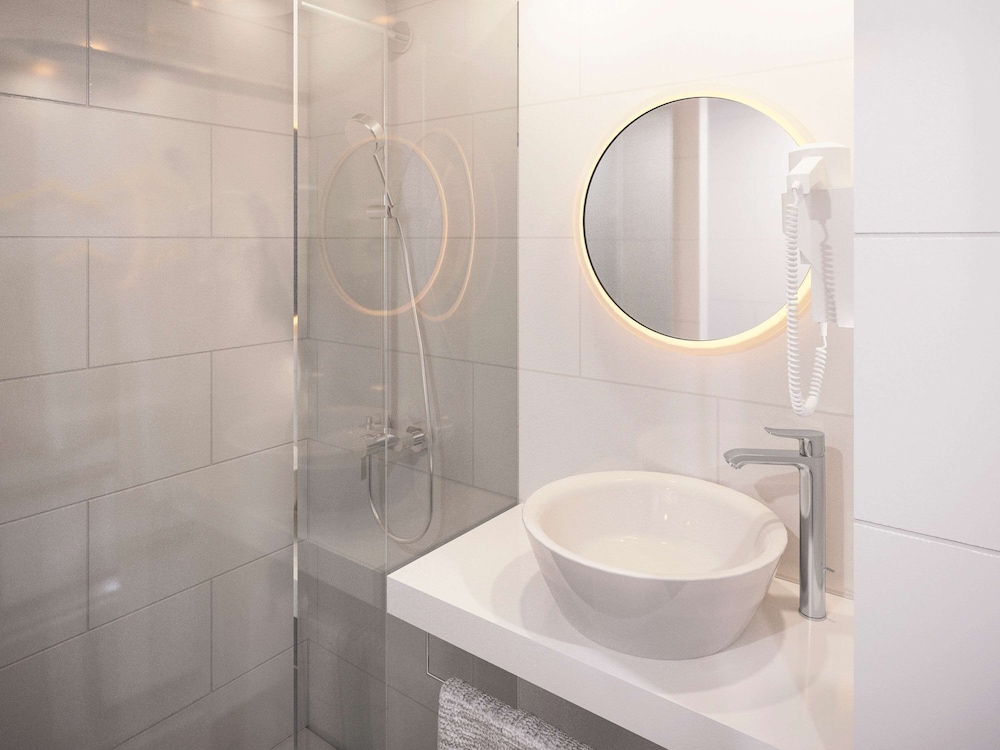 Ibis Praha Old Town 68/70