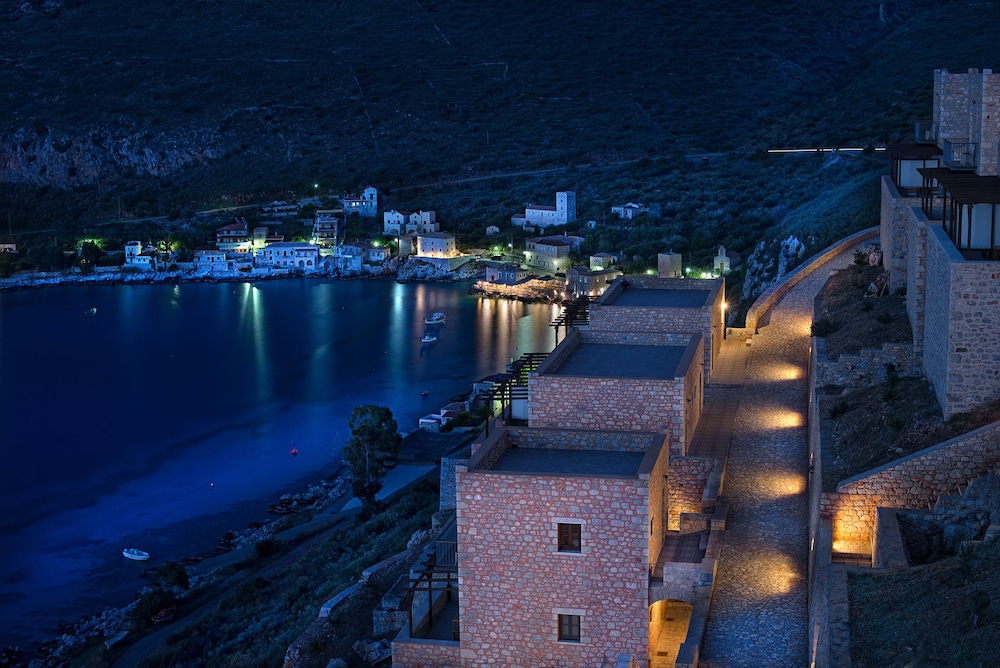 Limeni Village Hotel 25/37