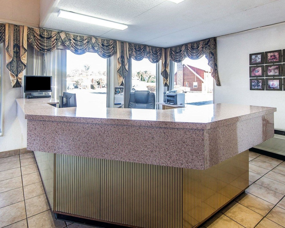 Rodeway Inn Sweetwater South 8/42