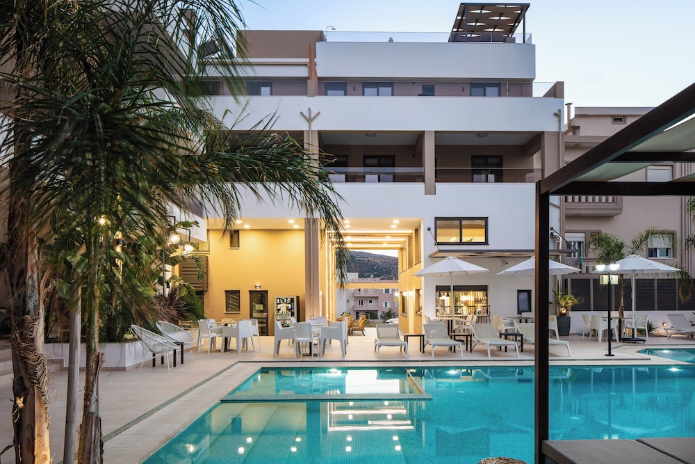 Sapphire Horizon Suites 11/94