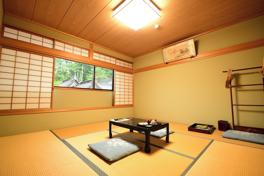 Koyasan Shukubo Fugenin 25/50