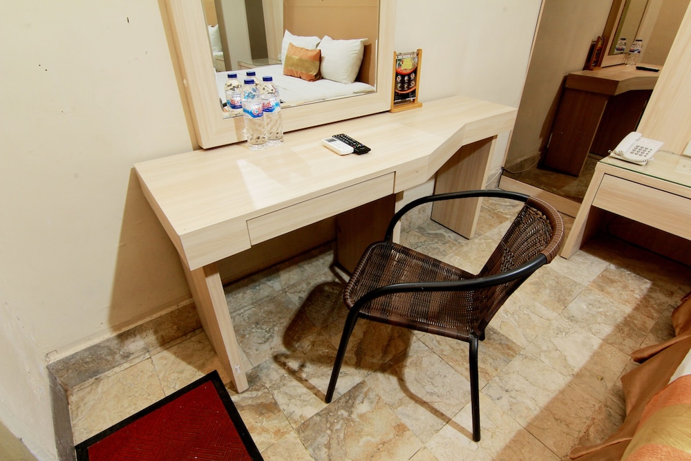 Grand Rosela Yogyakarta Hotel 62/74
