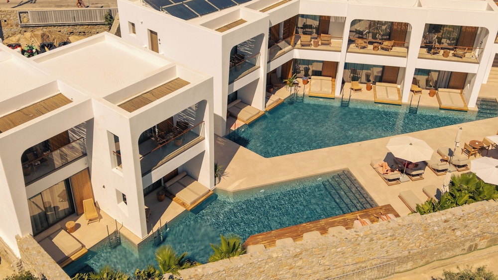 Nuca Mykonos 4/48