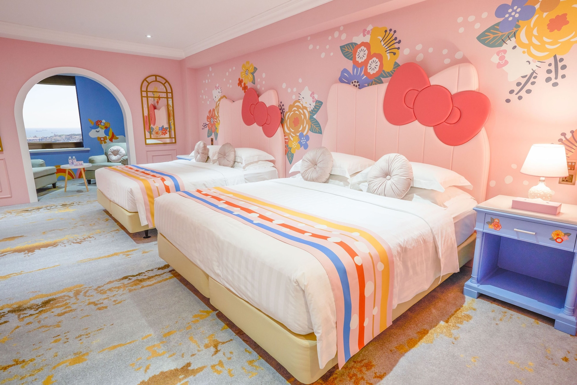 Hello Kitty, Premium, Family, 2 Double Beds, Harbour View