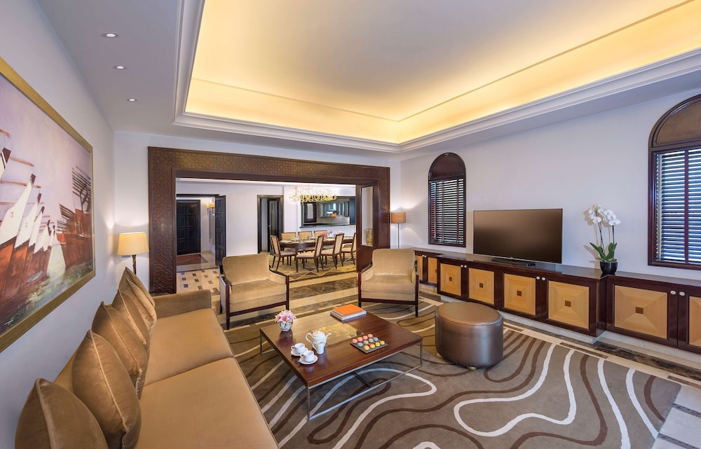 Grand Hyatt Doha Hotel and Villas 41/65