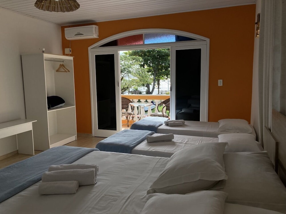 Hotel Balneario Itapocoroi 33/63