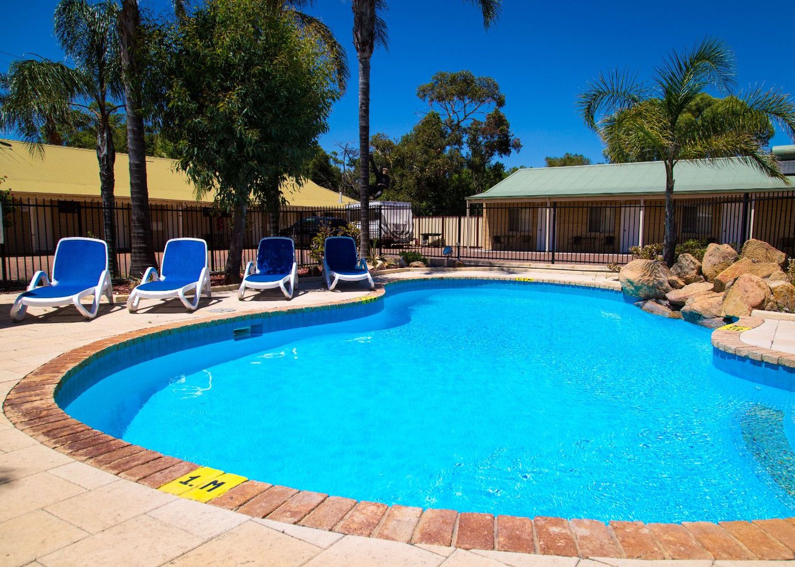 Pinjarra Resort 12/12