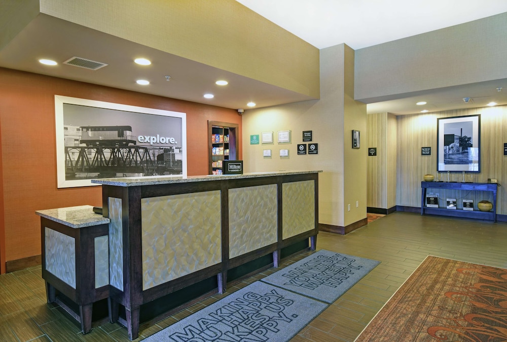 Hampton Inn Beloit 6/56