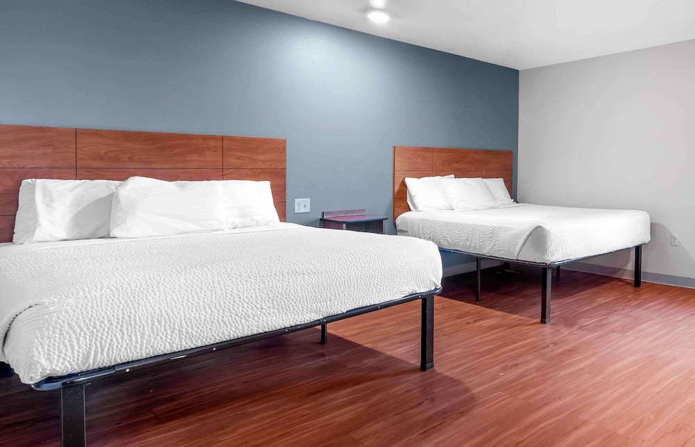 WoodSpring Suites Colorado Springs 9/47