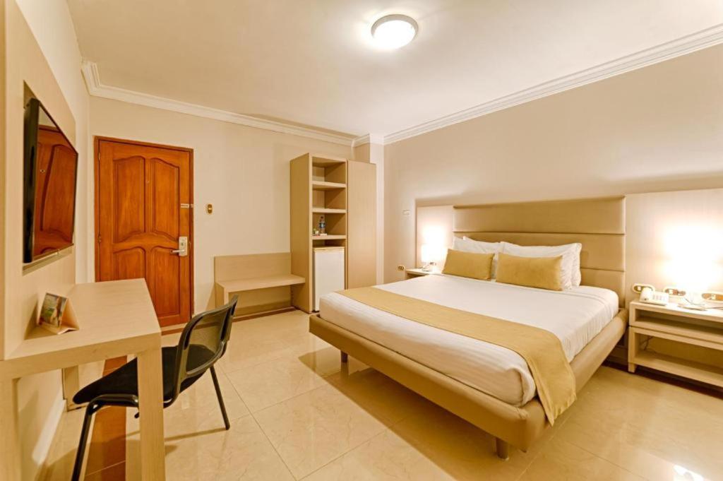 Hotel Caribe 79 8/25