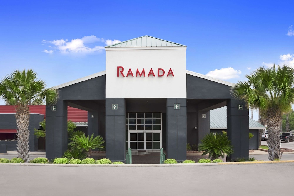 Ramada By Wyndham Del Rio 1/38