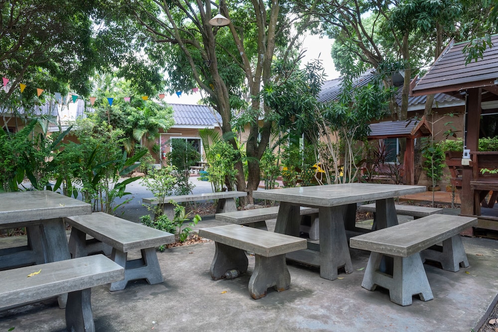 Muntra Garden Resort 36/47