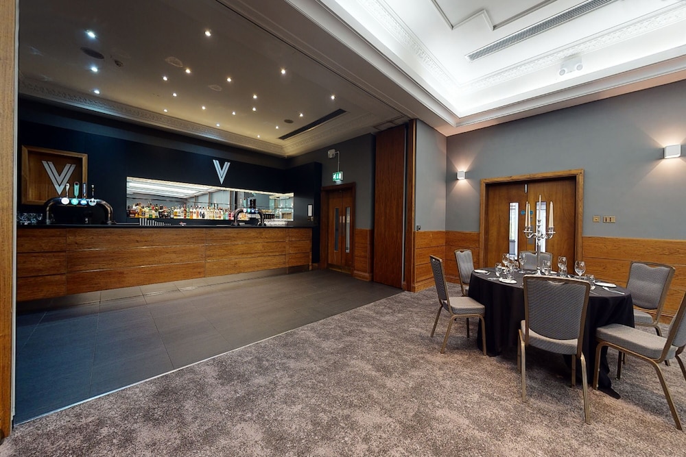 Village Hotel St Davids Nr Chester 7/35