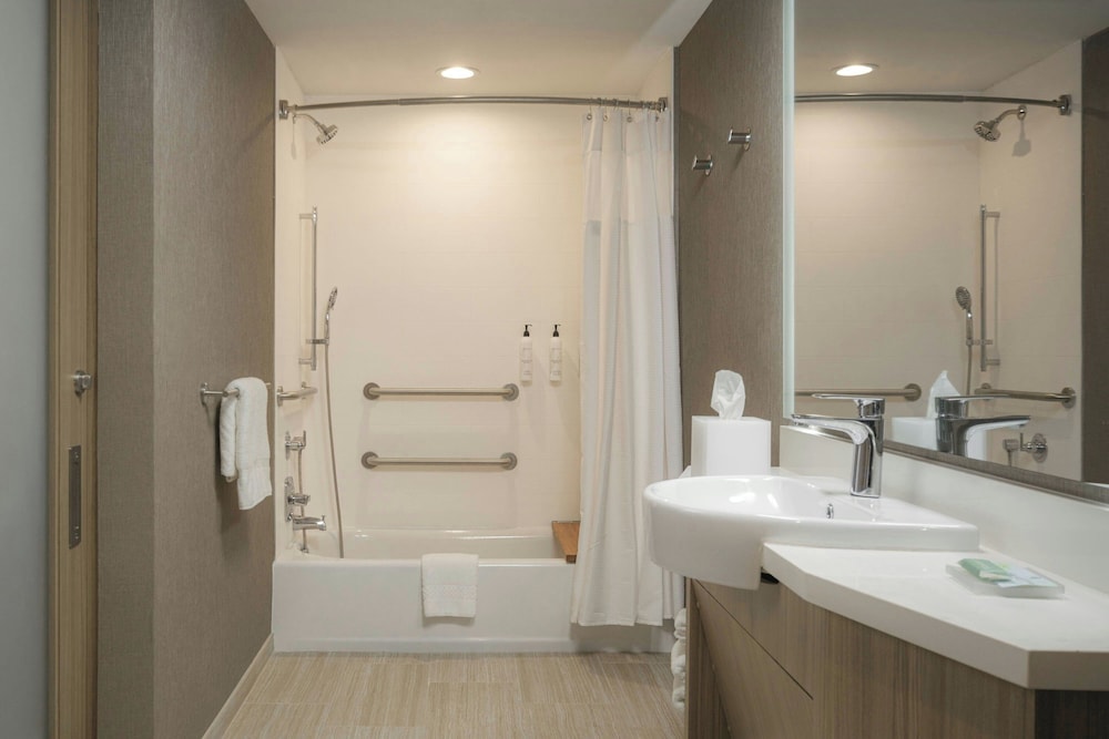 SpringHill Suites by Marriott Lexington Frankfort 20/23