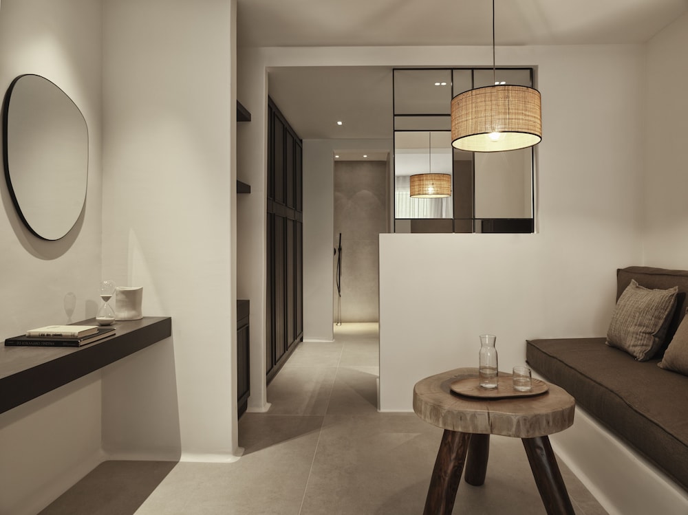 Ezio Bo Luxury Living 35/45