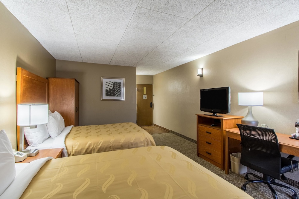 OYO Greenridge Hotel 12/30