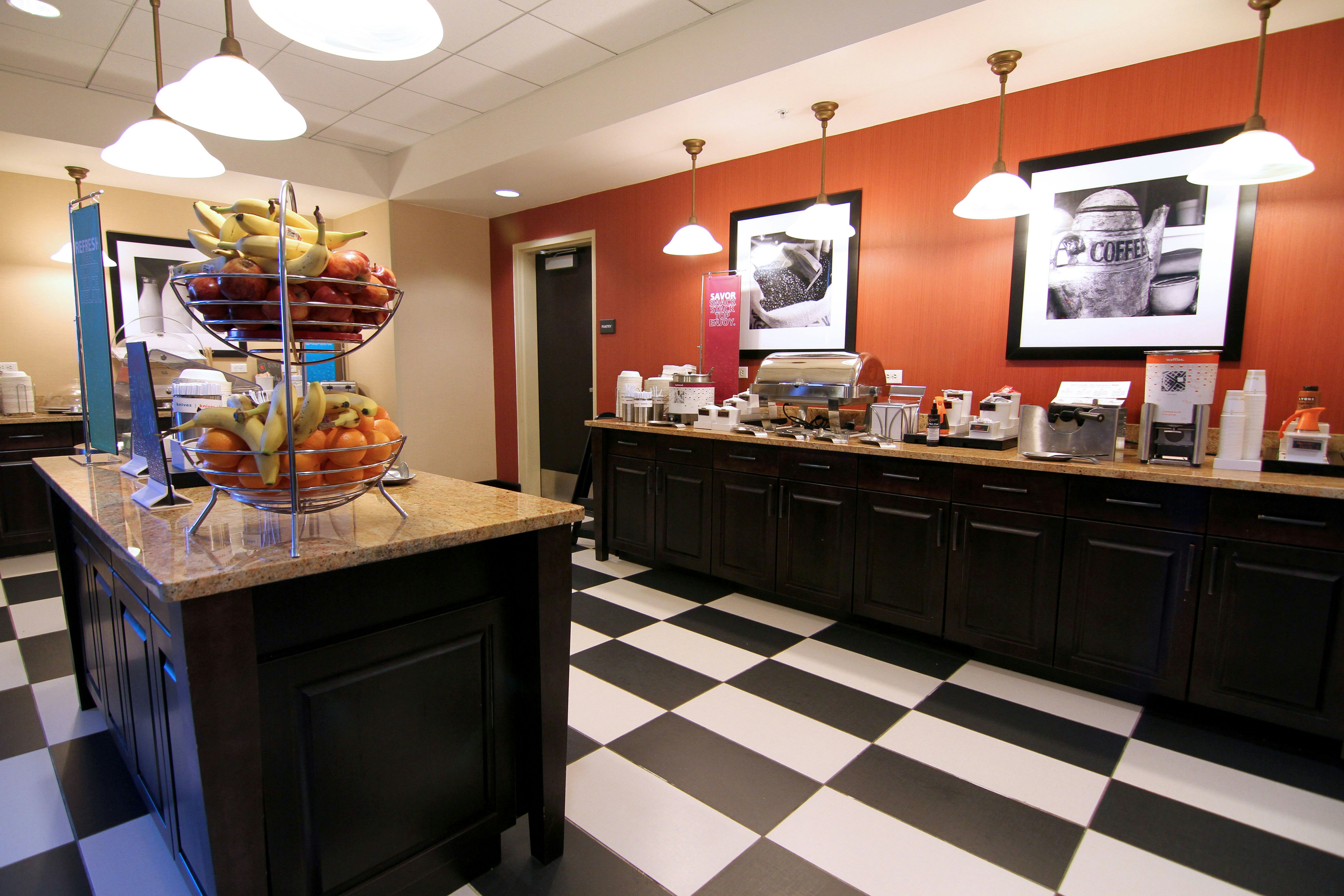 Hampton Inn And Suites Grand Forks 4/39
