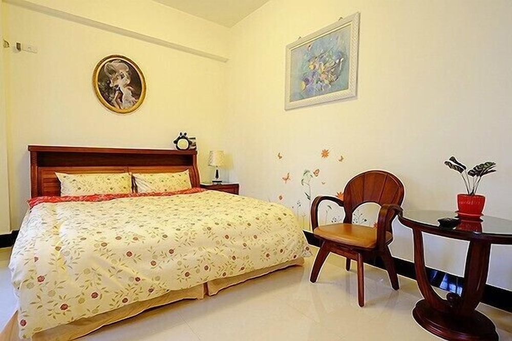 Shang Her Yuan Bed And Breakfast 25/32