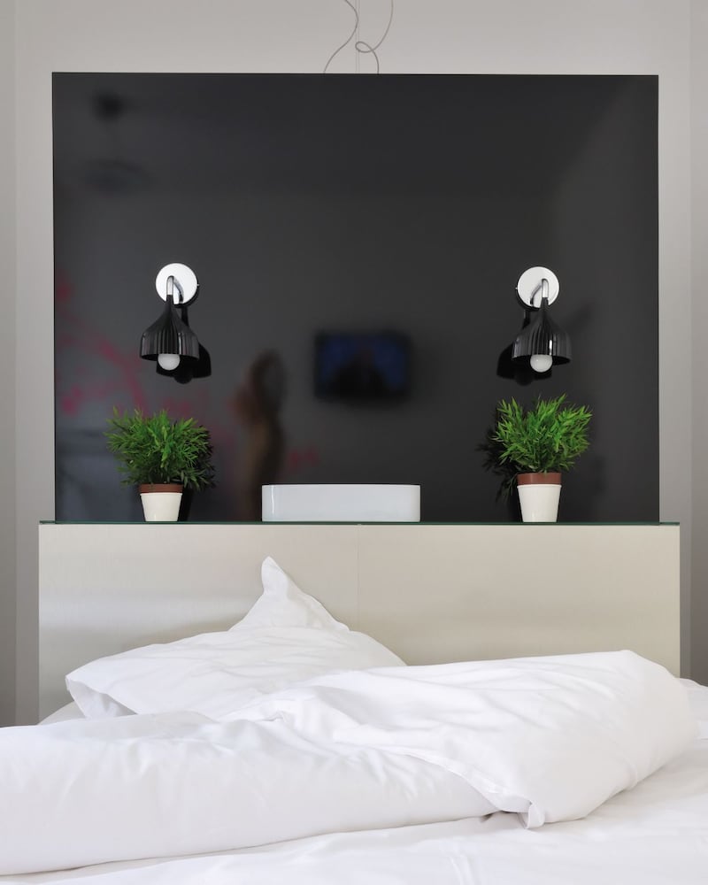 Hôtel Continental 3/32