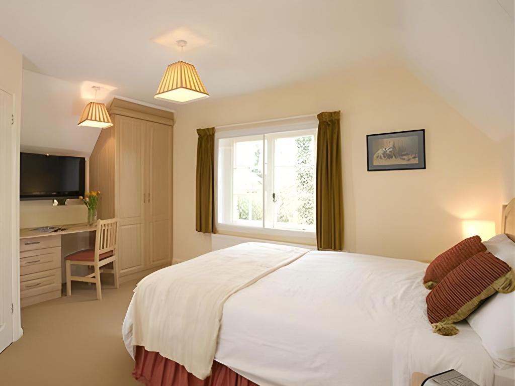 Manston Guest House 3/8