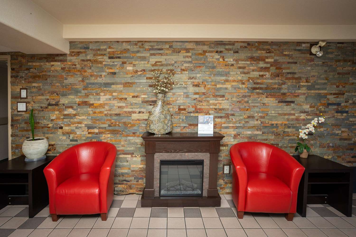 Ramada by Wyndham Cranbrook, BC 21/27