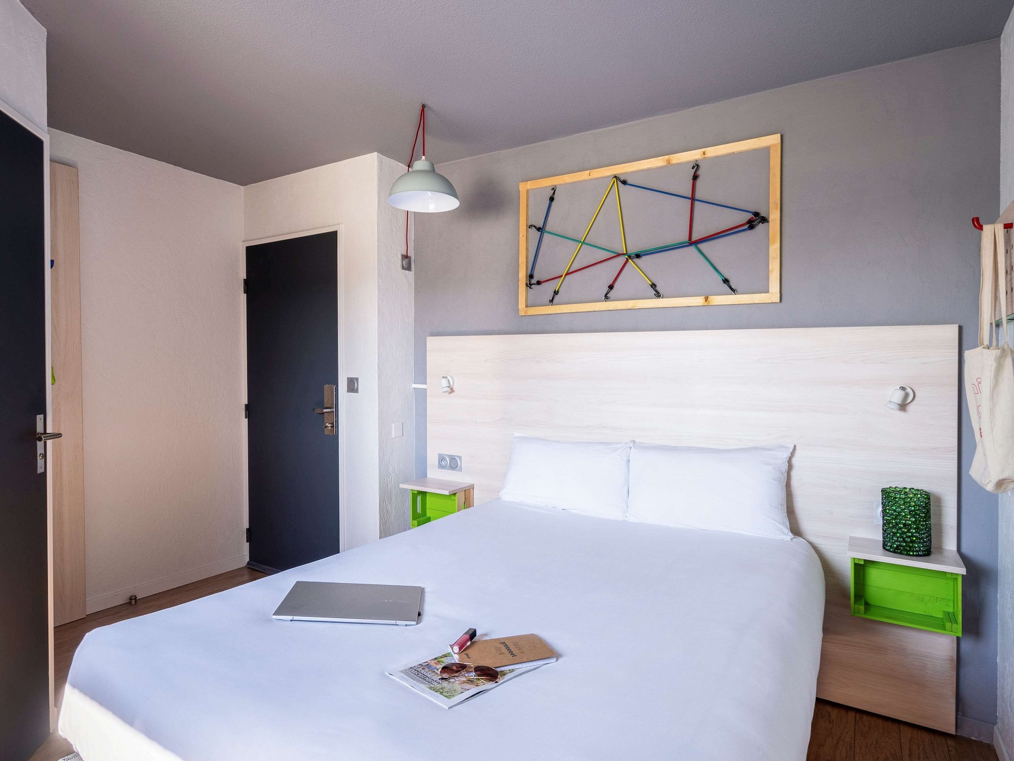 PURE, DOUBLE BED