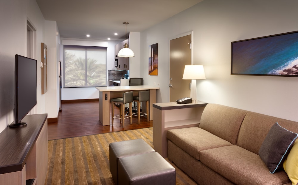 HYATT HOUSE AT ANAHEIM RESORT/CONVENTION CENTER 44/64