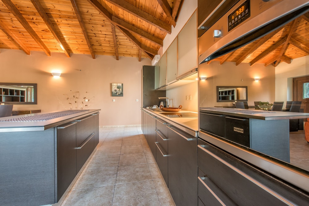 Astarte Villas - Kyveli Villa 4/23