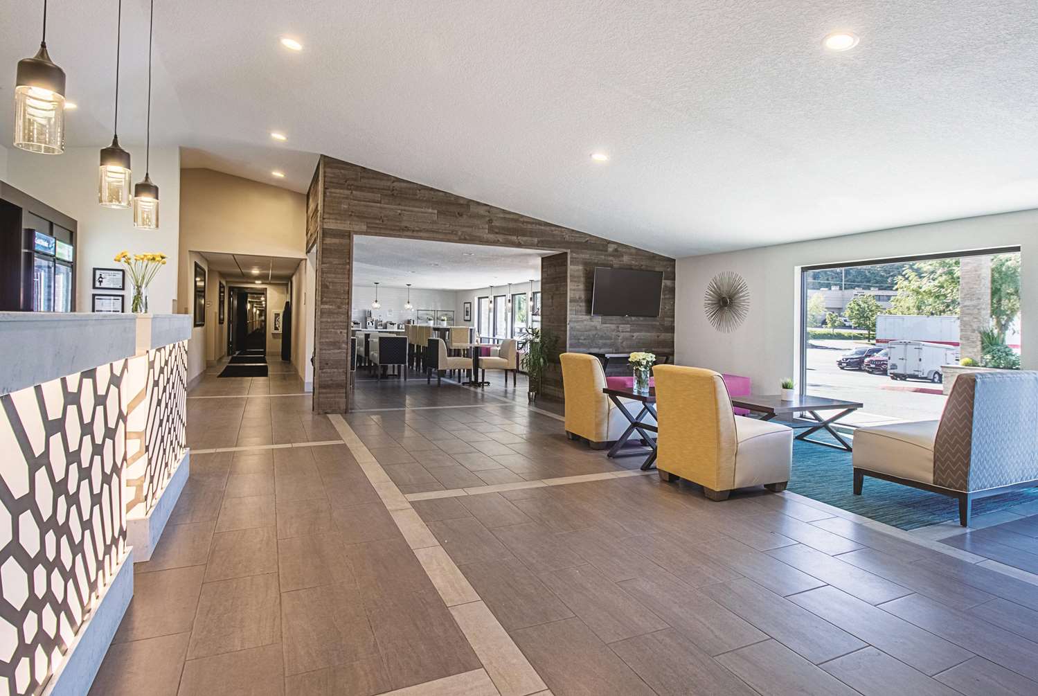 La Quinta Inn & Suites by Wyndham Portland NW 5/27