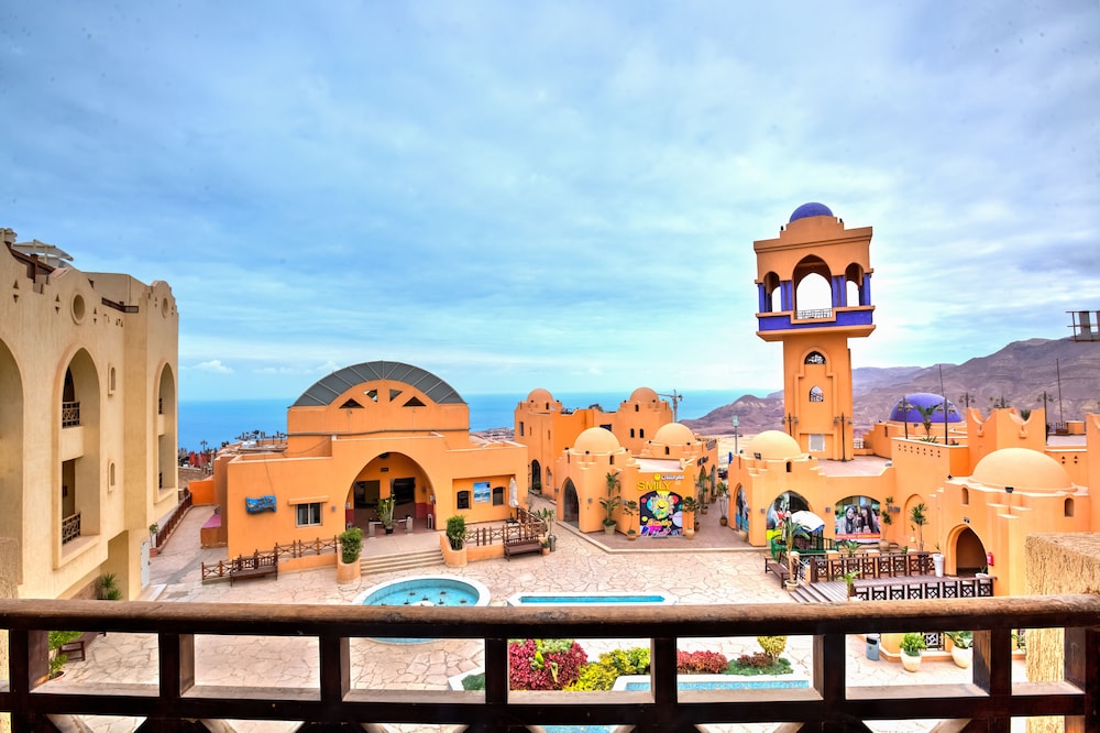 El Jabal Sokhna Hotel 2/28