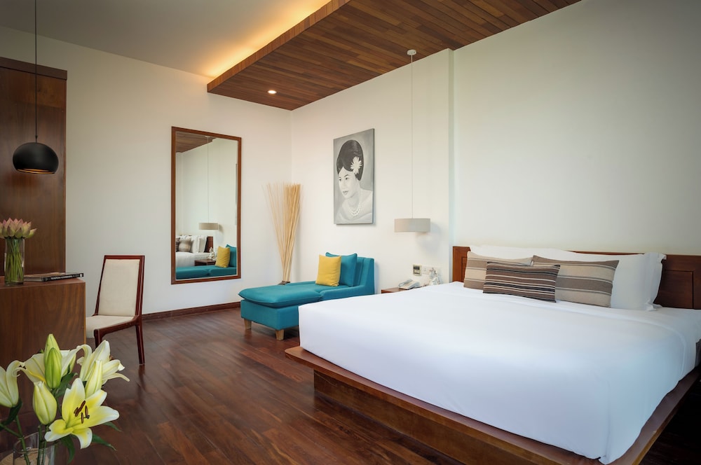 Junior Suite, King Bed