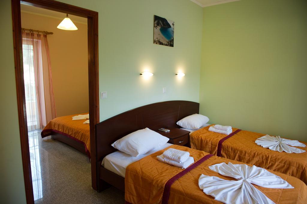 Kalias Hotel 24/51